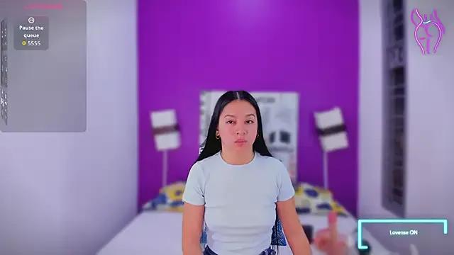 Lila_Pinky on StripChat 