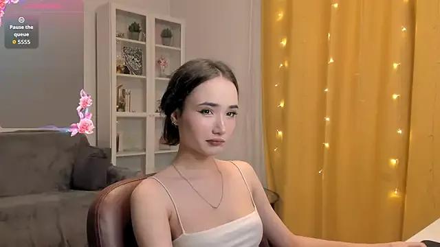 Lillllos on StripChat