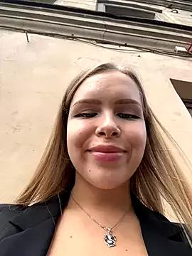 Freechat Liza_risky on StripChat