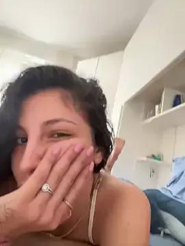 Freechat lola0428 on StripChat