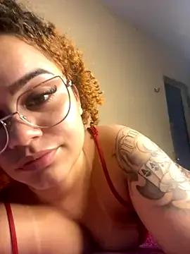 Freechat Lolacavalona on StripChat