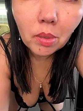 StripChat Love__Mom is Freechat Love__Mom — Orgasm to squirt