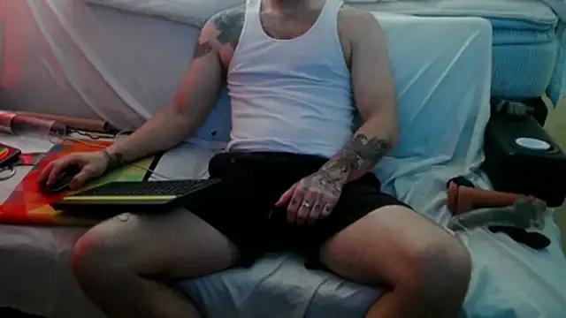 Freechat Luv2SuckBWC92 on StripChat