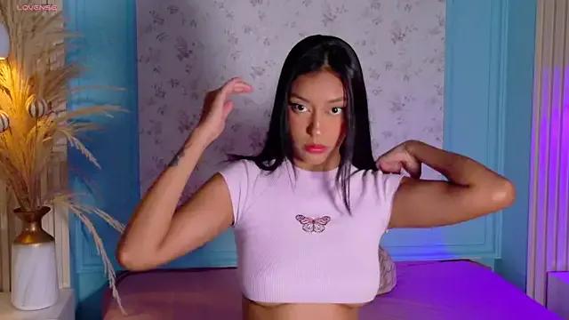 Freechat MaddieSteel on StripChat