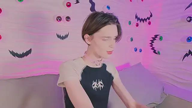 Freechat madi_snow on StripChat