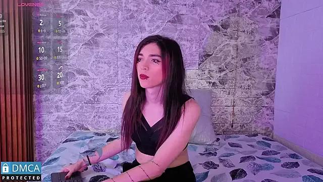 Freechat MaeveKuro on StripChat