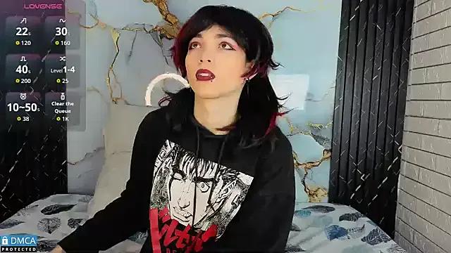 Freechat MaeveKuro on StripChat