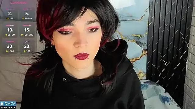 Freechat MaeveKuro on StripChat