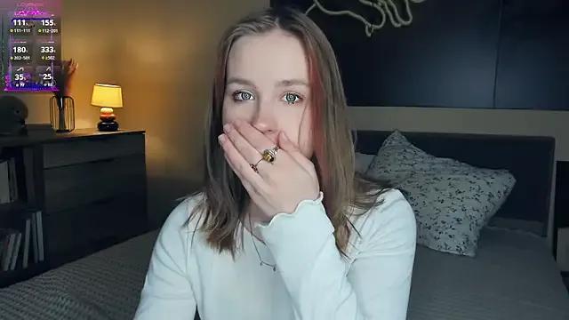 MaliaBourraine on StripChat