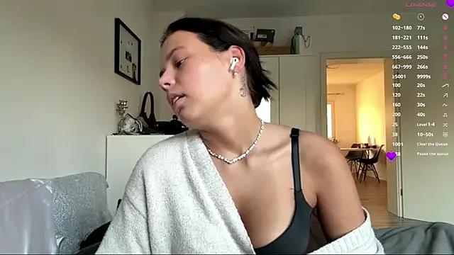 MaydaCornwall — Freechat on StripChat