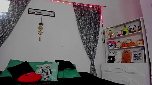 megan_100 on StripChat