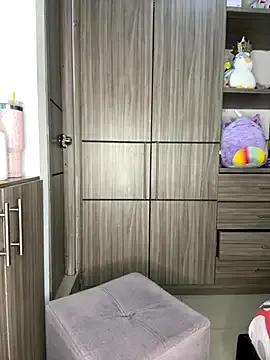 Mia_sweet80 on StripChat