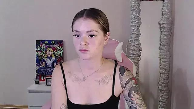 Freechat miaacatt on StripChat