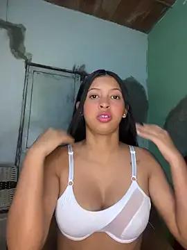 Milanyvero_ on StripChat