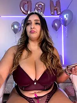 milly_cruz on StripChat