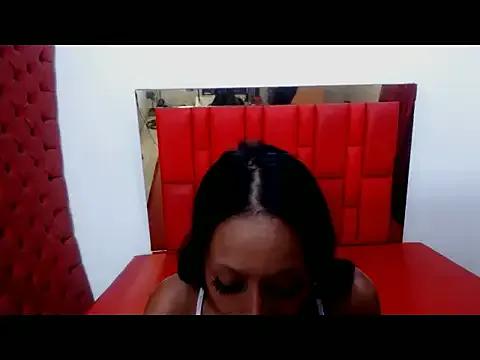 Freechat monserrath_bitch_naughty on StripChat