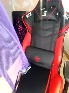 Freechat moreninhasilva on StripChat