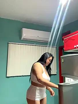 Freechat MyHoneyFrida on StripChat