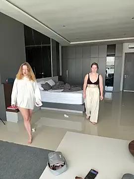 Freechat Nura_n_Sarah on StripChat