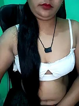 Rashmi_011 on StripChat