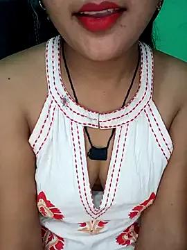 Rashmi_011 on StripChat