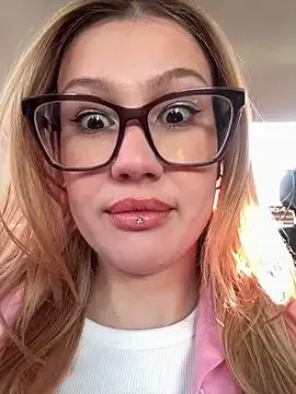 Freechat RinaCat on StripChat