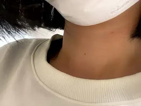 Group riri_riri_jp on StripChat