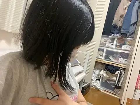 Group riri_riri_jp on StripChat