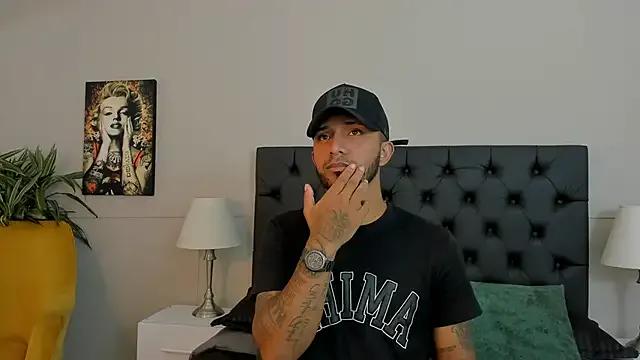 Robin_Rief on StripChat