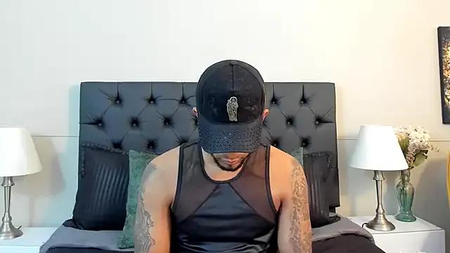 Robin_Rief on StripChat