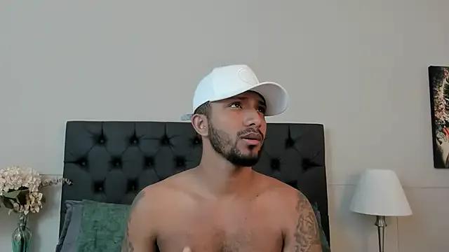 Robin_Rief on StripChat