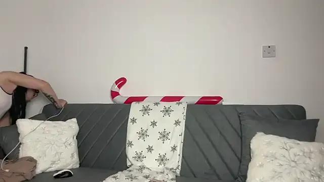 RoxiBlack — 2 Clips