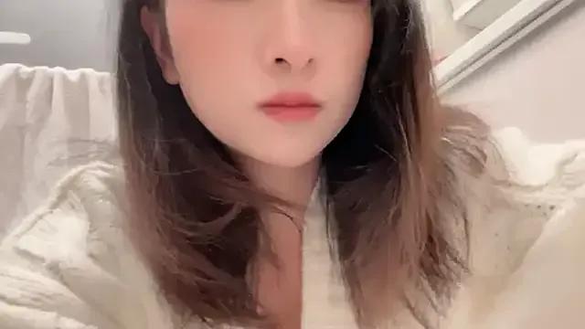 Ruru-ch on StripChat