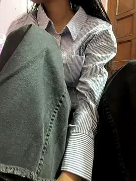 Freechat Sandhya_77 on StripChat