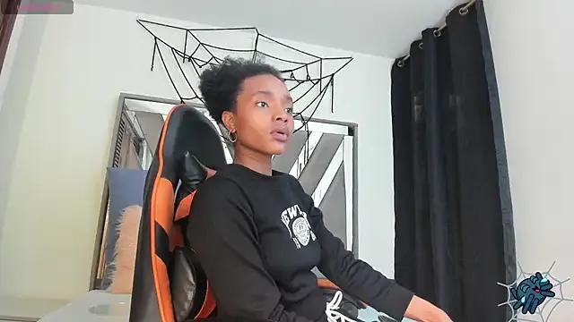 sara_williams01 — MASTURBABE MY BIG CLITnaked