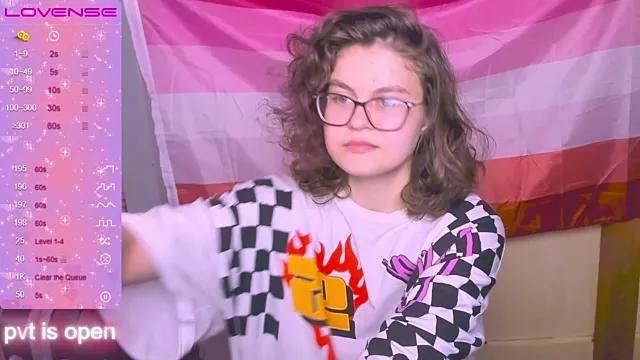 Sashy_Way on StripChat 