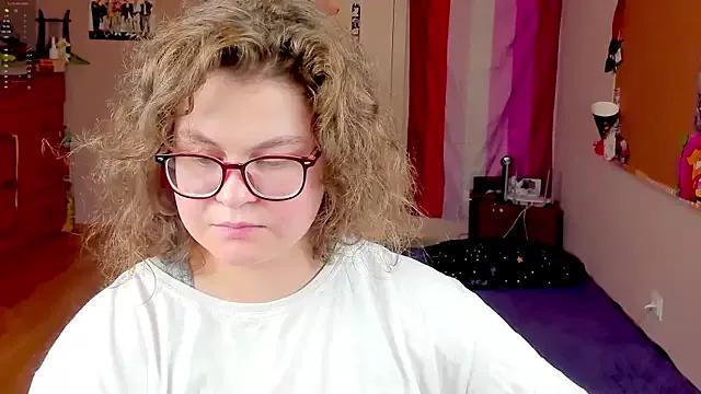 Sashy_Way on StripChat 