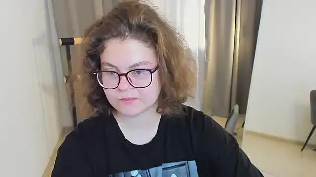 Sashy_Way on StripChat 