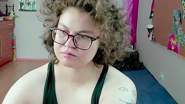 Sashy_Way on StripChat 