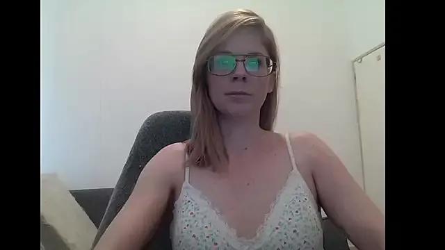 Freechat SavannaGirly on StripChat