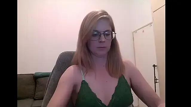 Freechat SavannaGirly on StripChat