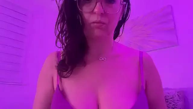 Serena_4you on StripChat 
