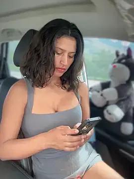 sexi_noemi on StripChat