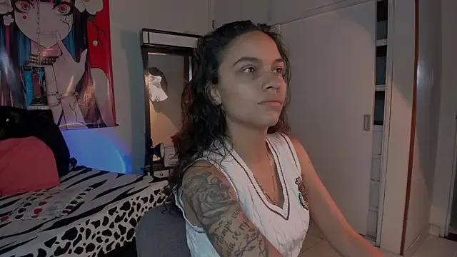 Freechat Skylovershot on StripChat