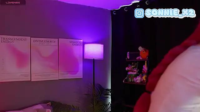 Group Sonnie_mami on StripChat