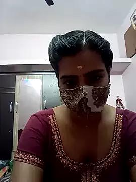 Tamil-Meenu12 on StripChat