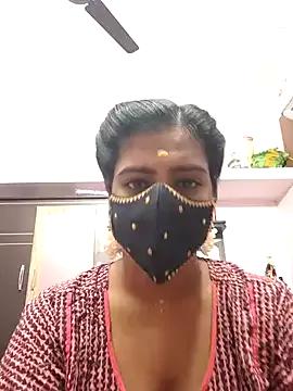 Tamil-Meenu12 on StripChat