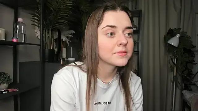 ThelmaJusto on StripChat