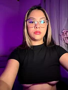 tuckersabrina on StripChat