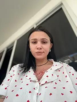 VendiMur — walk around the house topless